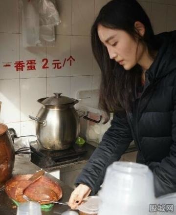 蓝老大糖粥藕店传人“糖粥...